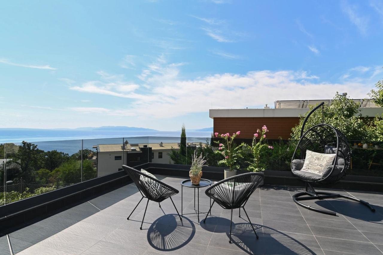 Sea View Deluxe Apartment Rijeka Exterior foto